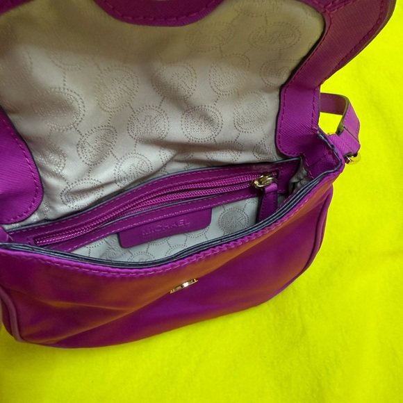 Michael Kors Fuchsia Crossbody Bag - Picture 5 of 10